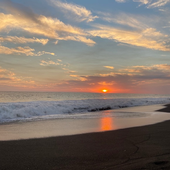 Nothing - Picture 1 of 2